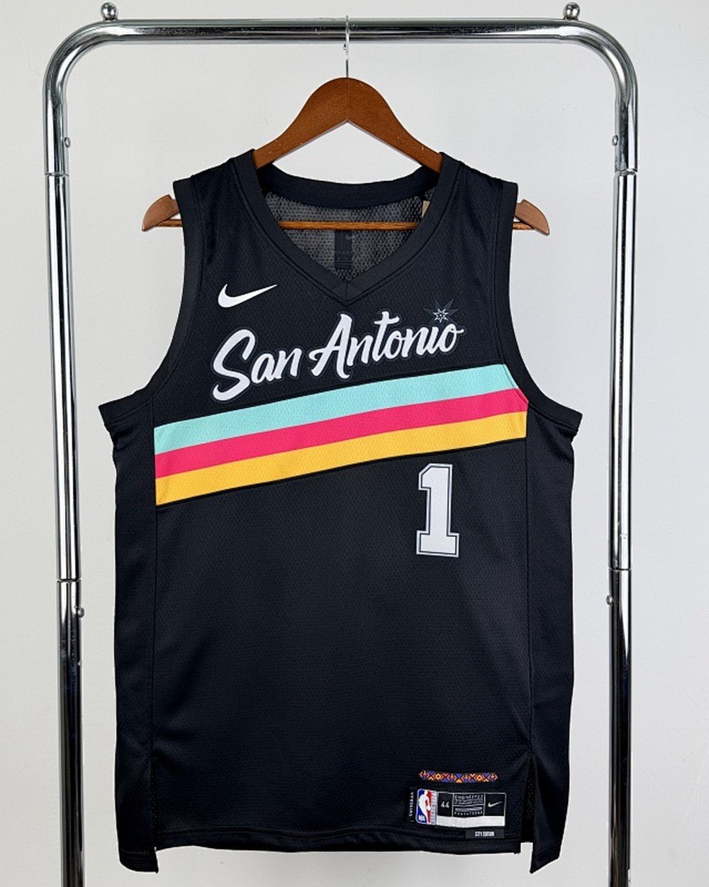 San Antonio Spurs City Edition Jersey — Wembanyama #1